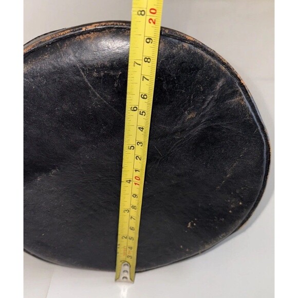 Vintage Tooled Leather Bohemian Black/Red Medium Sized Crossbody Bucket Bag - Picture 3 of 10